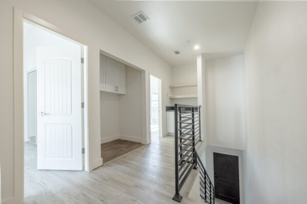1133 Unit C - Image 10