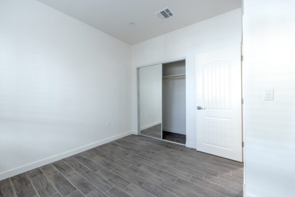 1133 Unit C - Image 7