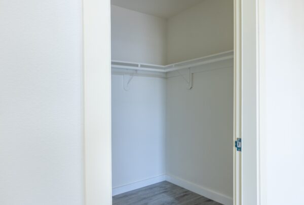 1128 1/2 - Image 3